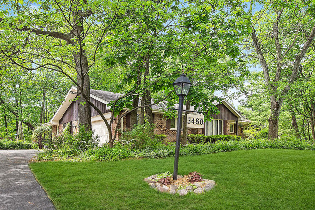 3480 Chalet Lane Crete, IL 60417 - Photo 2 of 20