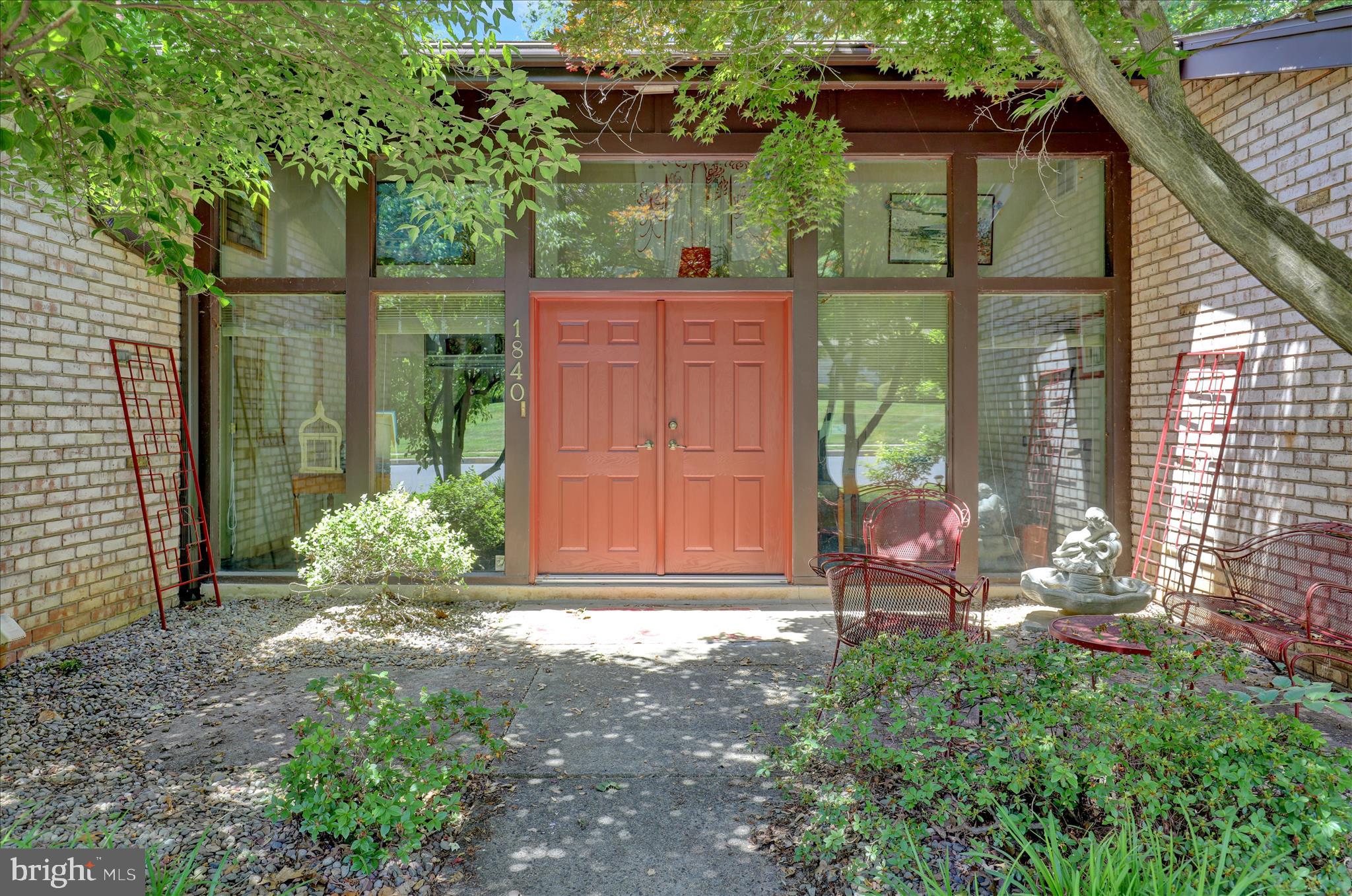 1840 Lorraine Road Reading, PA 19604 - Photo 2 of 40 360_4331