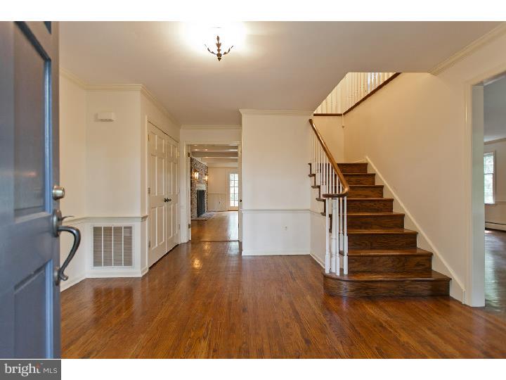 5801 Private Road Doylestown, PA 18902 - Photo 4 of 25 Gallery Image 4