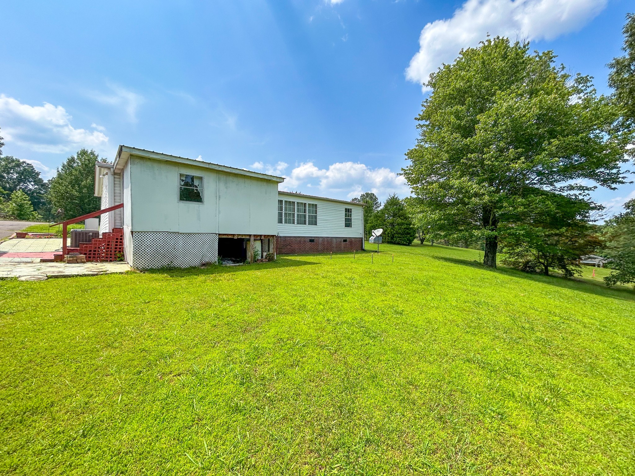 156 Davis Kee Road Camden, TN 38320 - Photo 4 of 21 Gallery Image 4