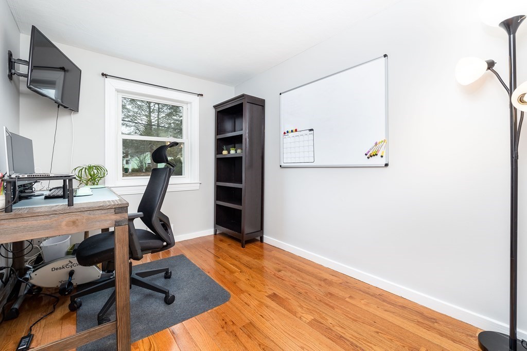 153 Spruce Road Norwood, MA 02062 - Photo 18 of 38 Gallery Image 18