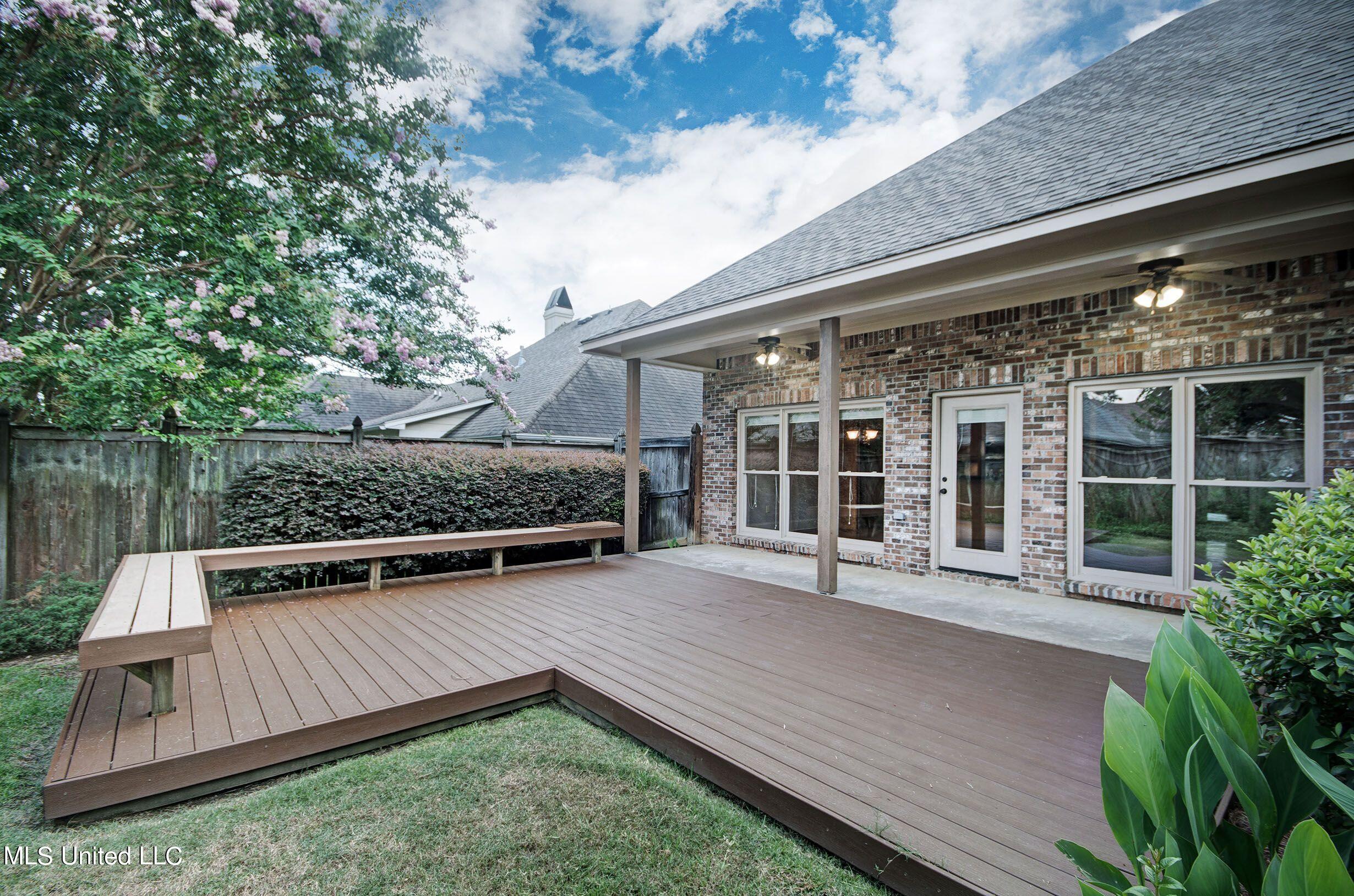 114 Harbortowne Road Ridgeland, MS 39157 - Photo 18 of 21 114 deck 2