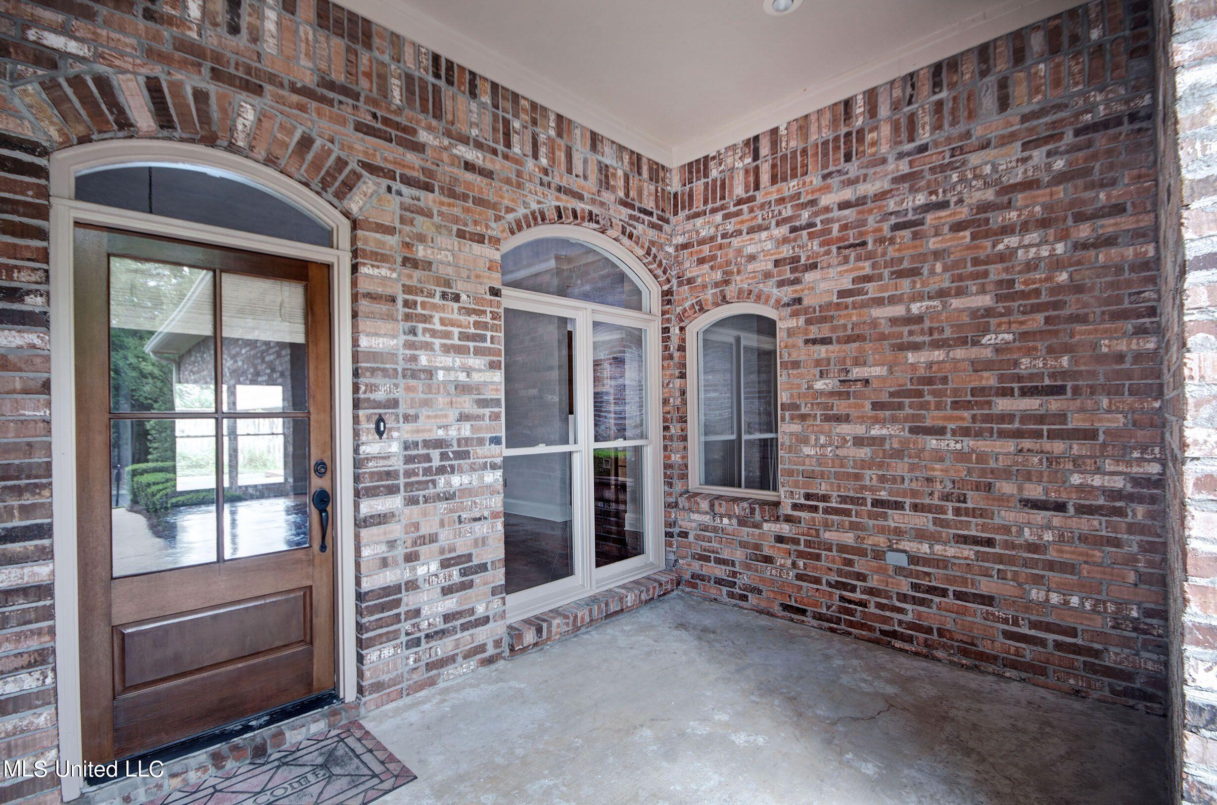 114 Harbortowne Road Ridgeland, MS 39157 - Photo 2 of 21 114 entry