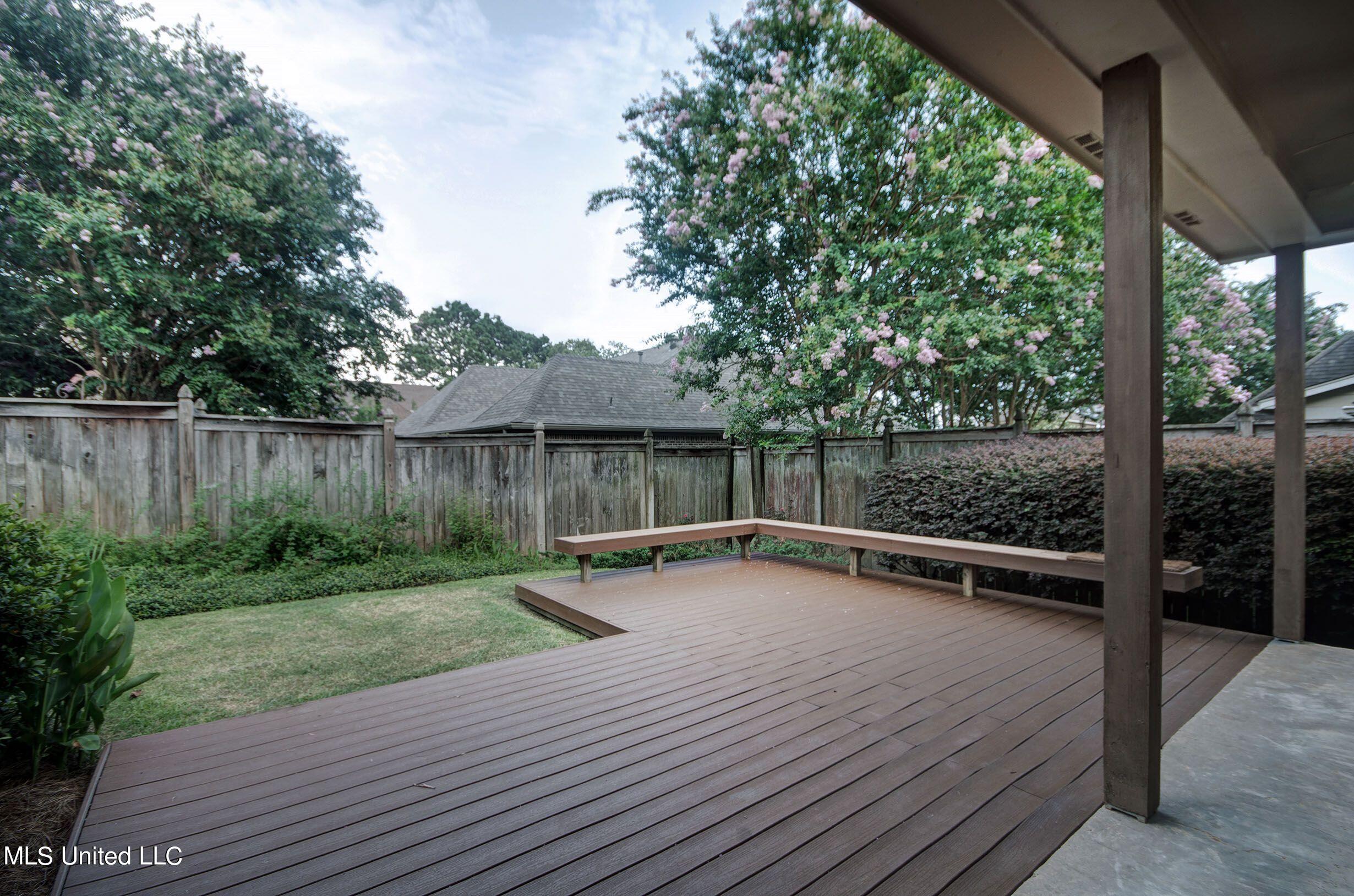 114 Harbortowne Road Ridgeland, MS 39157 - Photo 21 of 21 114 deck