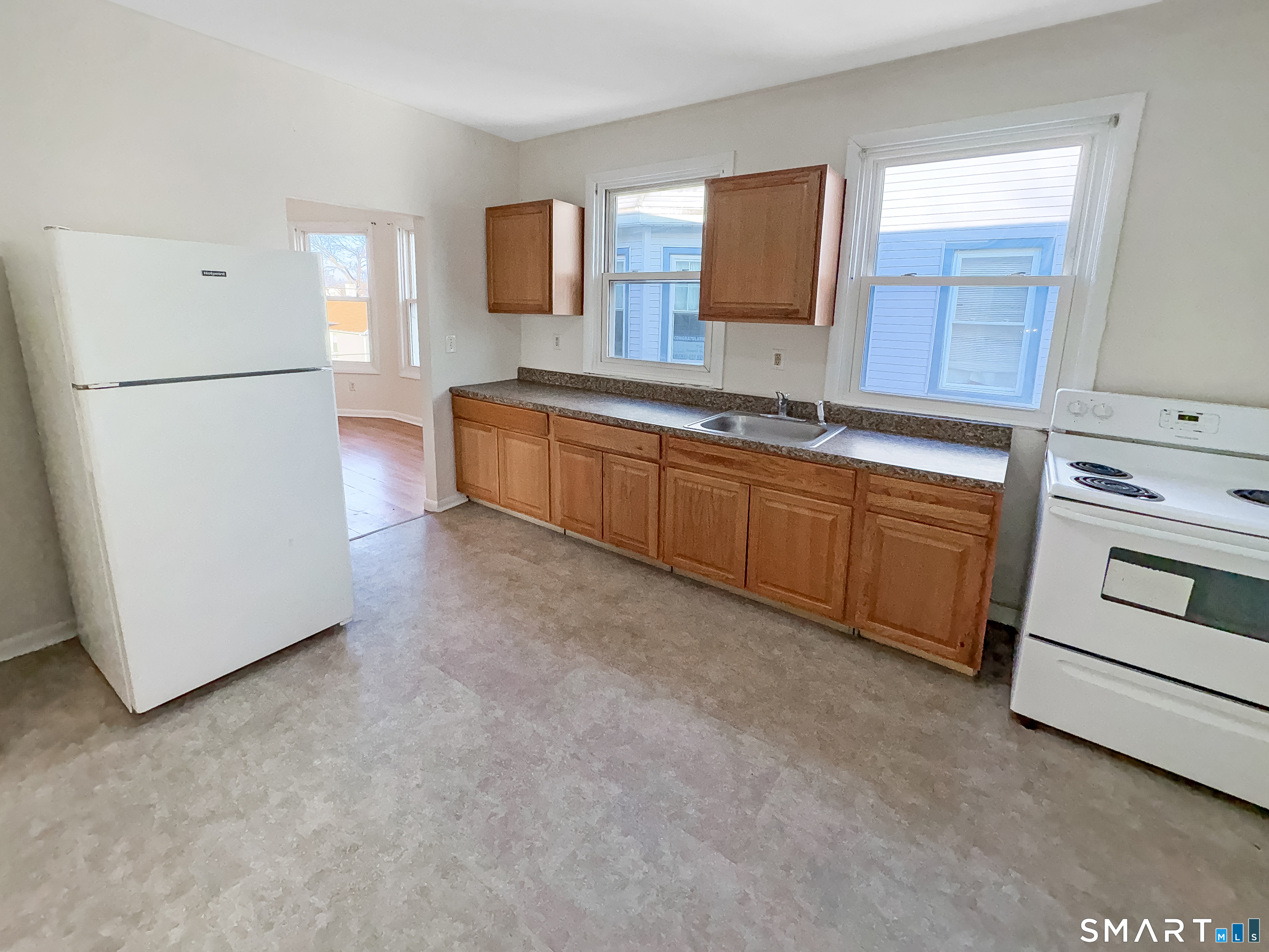 34 Wolcott Street, Unit 3 New Haven, CT 06513 - Photo 2 of 15