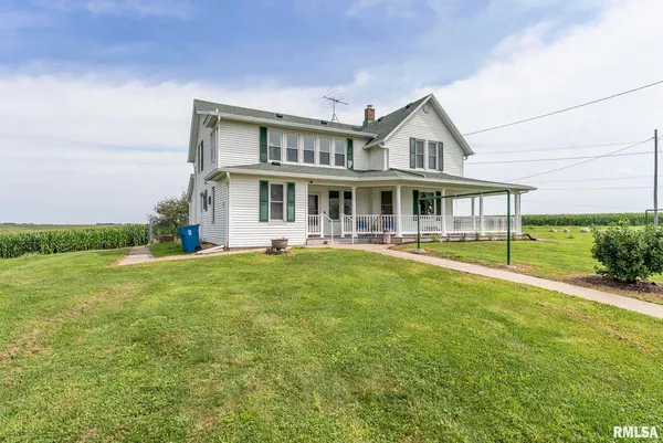 $359,900 | 13314 175th Street West, Taylor Ridge, IL 61284