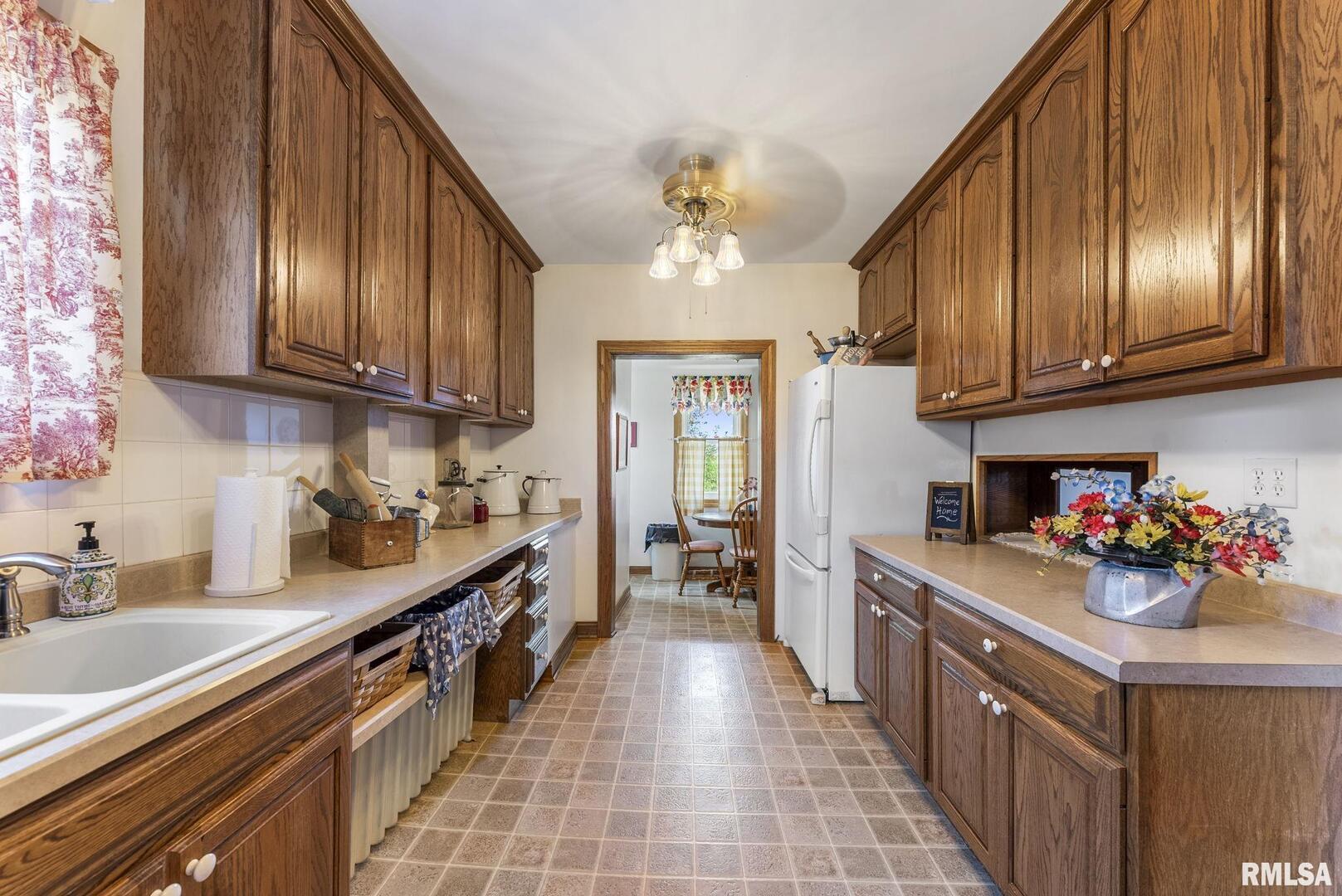 13314 175th Street West Taylor Ridge, IL 61284 - Photo 14 of 42