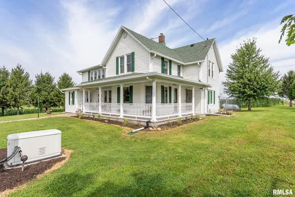 $359,900 | 13314 175th Street West, Taylor Ridge, IL 61284