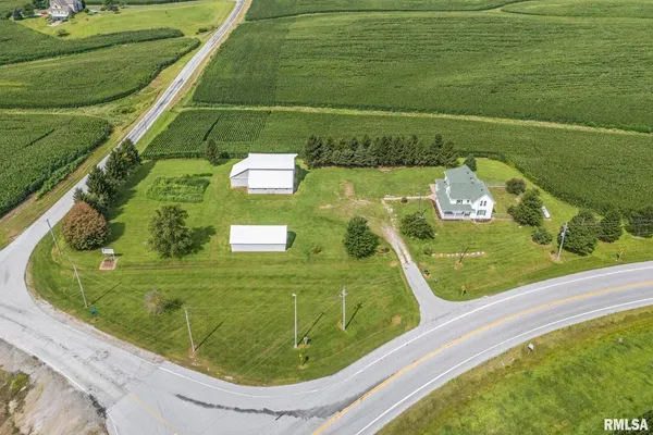 $359,900 | 13314 175th Street West, Taylor Ridge, IL 61284
