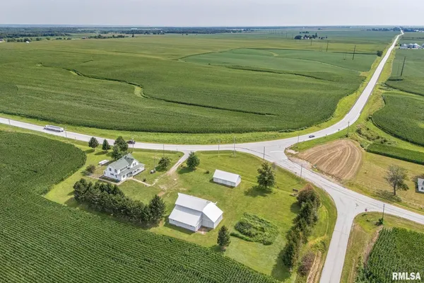 $359,900 | 13314 175th Street West, Taylor Ridge, IL 61284