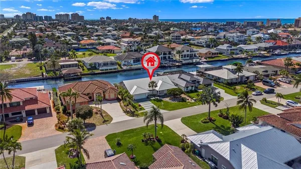 $2,750,000 | 454 Flamingo Avenue, Naples, FL 34108