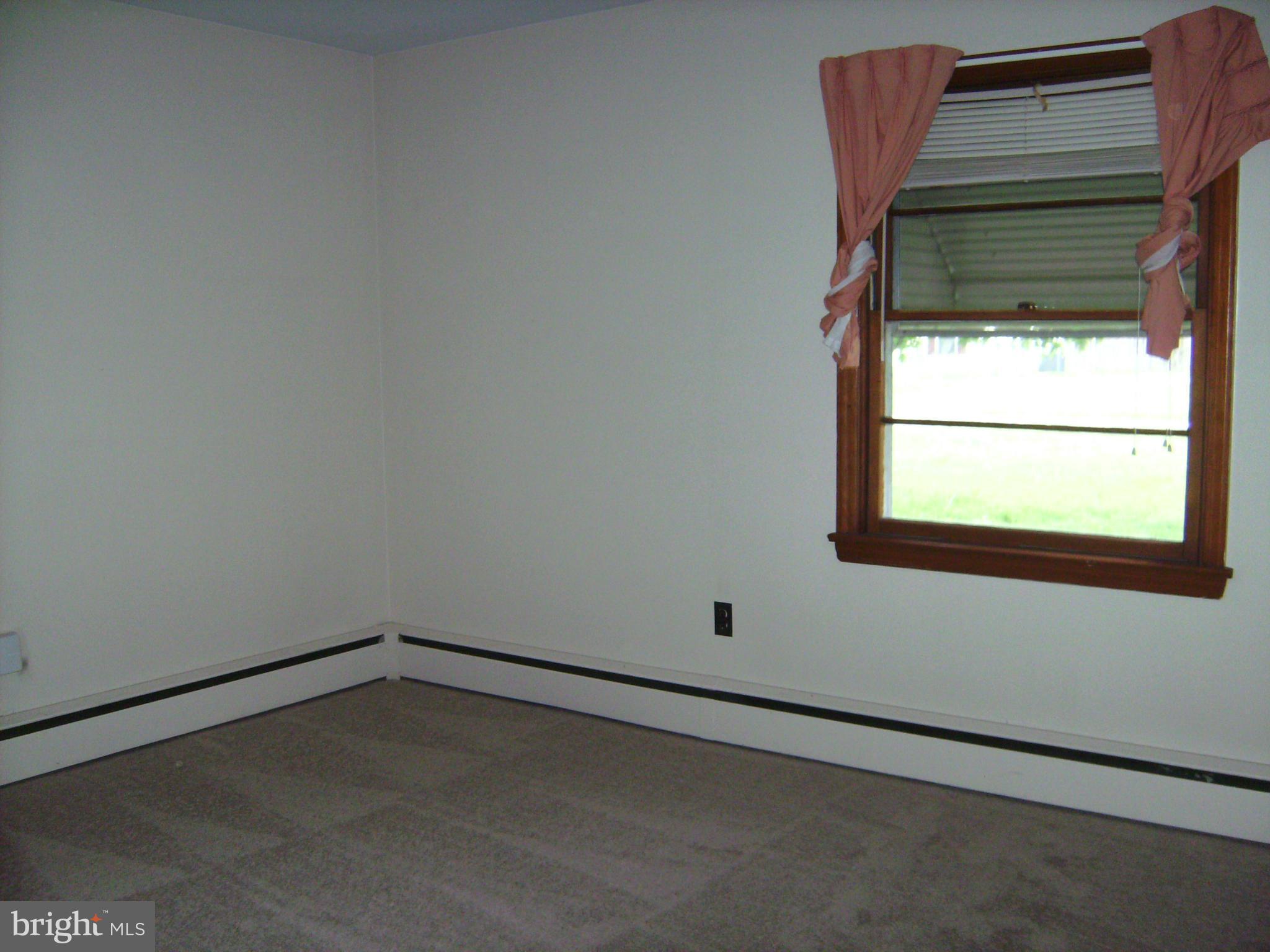 6503 Monarch Road Frederick, MD 21703 - Photo 7 of 10 Bedroom (Master)