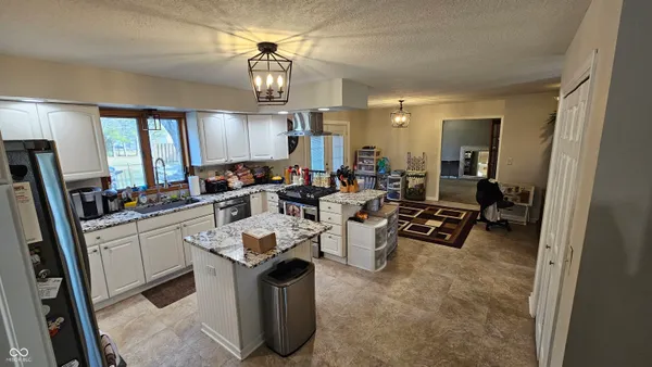 $385,000 | 716 Allen Drive, Sweetser, IN 46987