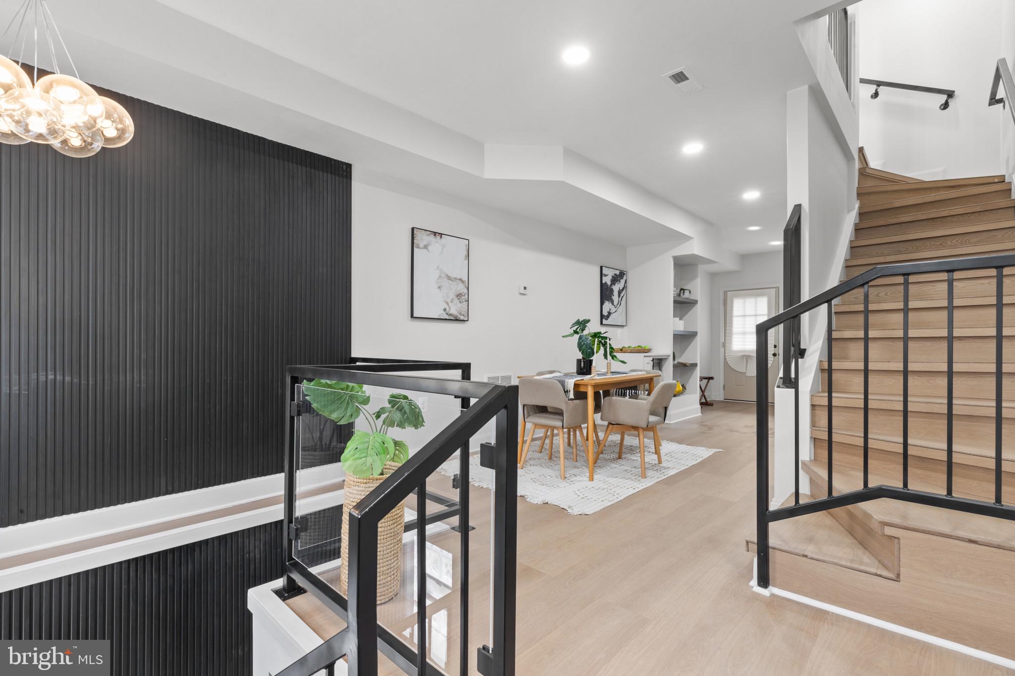 124 North Mount Street Baltimore, MD 21223 - Photo 1 of 38