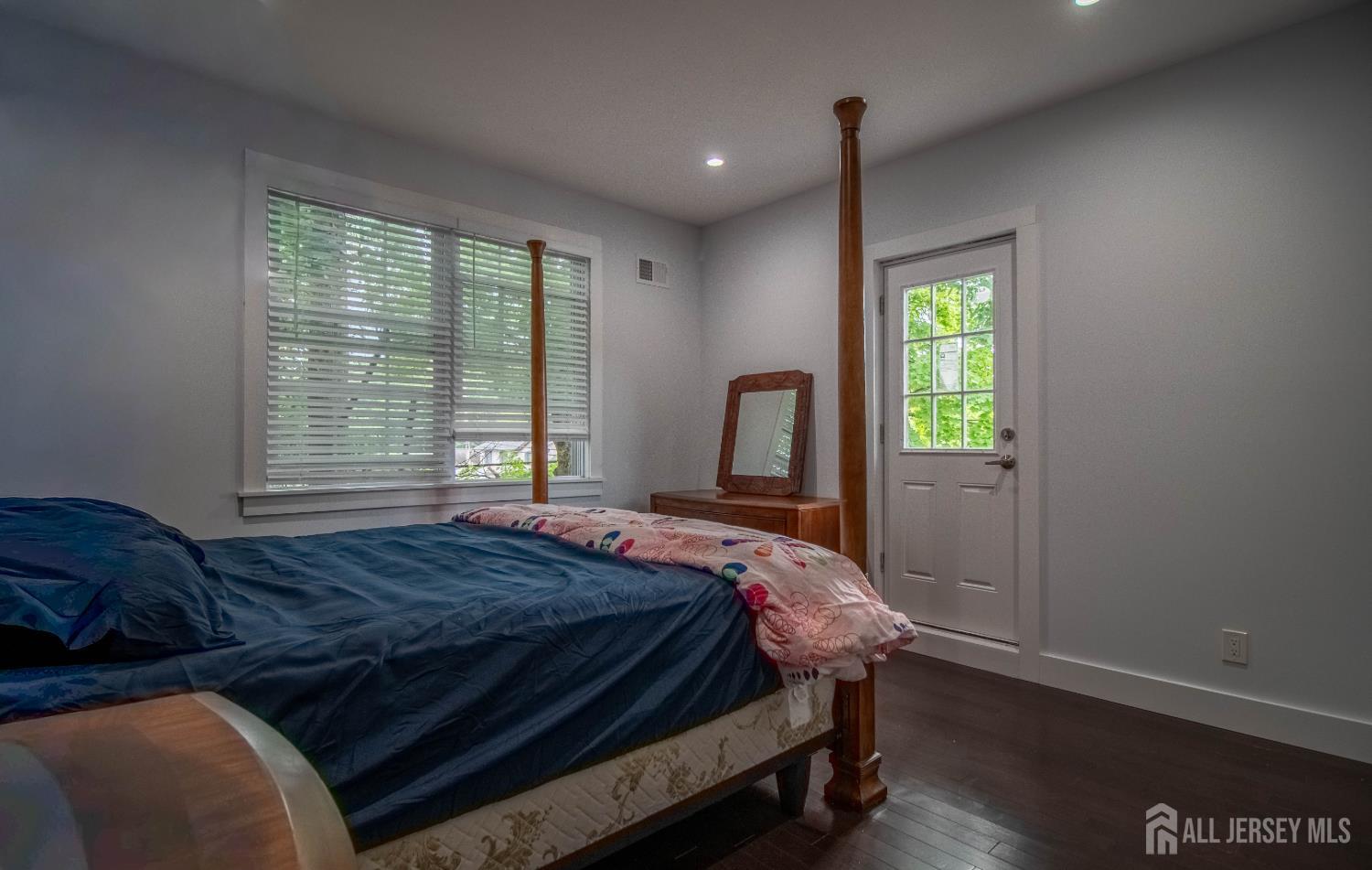 164 Riva Avenue Milltown, NJ 08850 - Photo 9 of 17