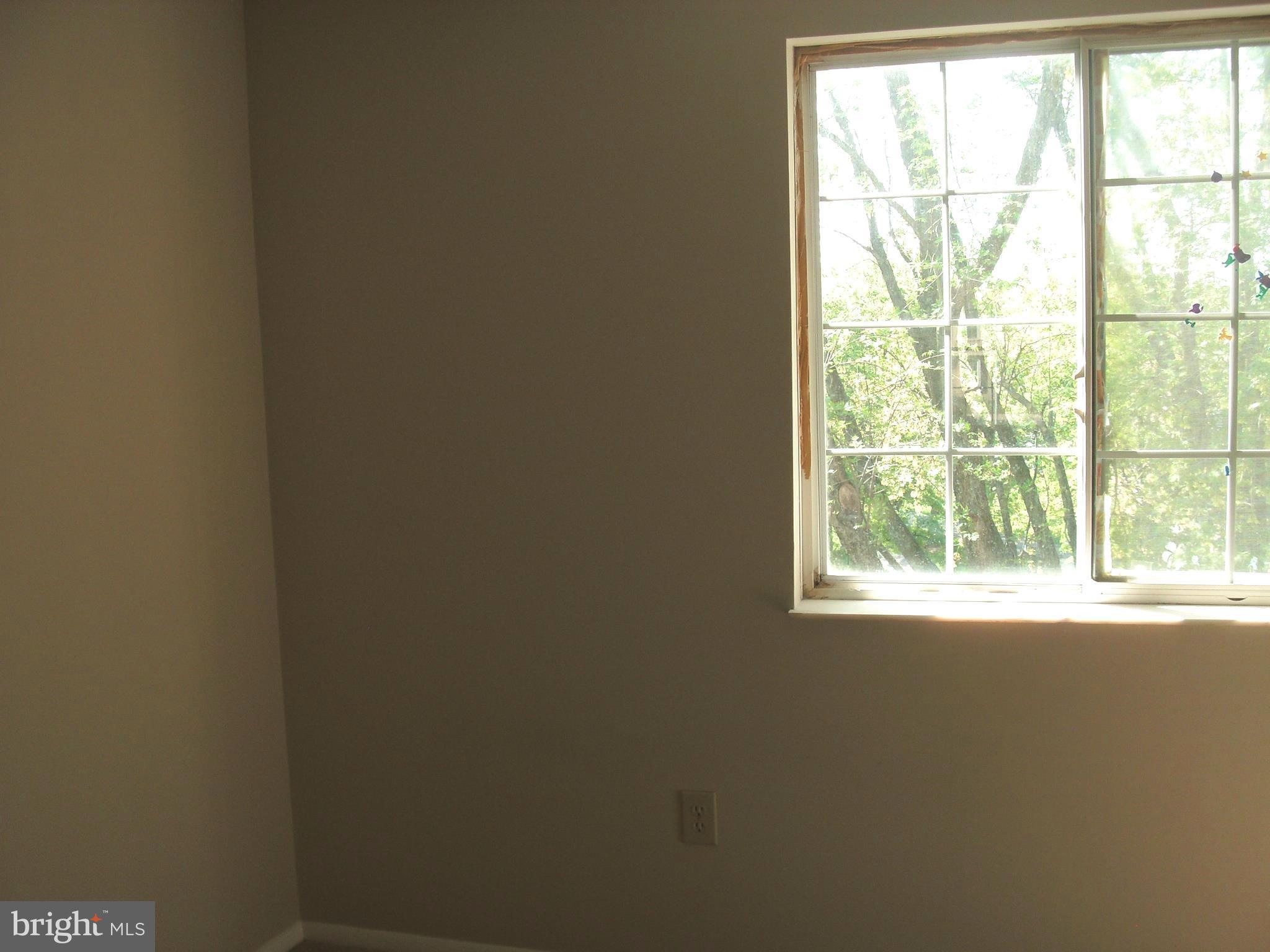 1411 Farmcrest Way Silver Spring, MD 20905 - Photo 14 of 28 Bedroom #2