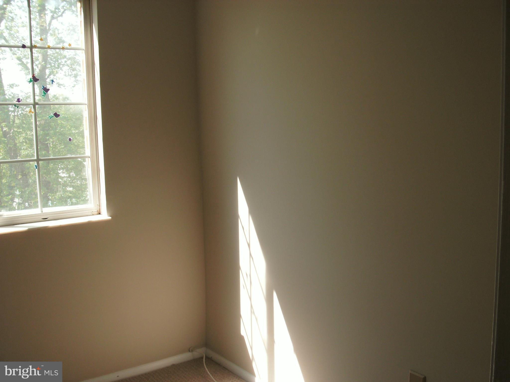 1411 Farmcrest Way Silver Spring, MD 20905 - Photo 18 of 28 Bedroom #2