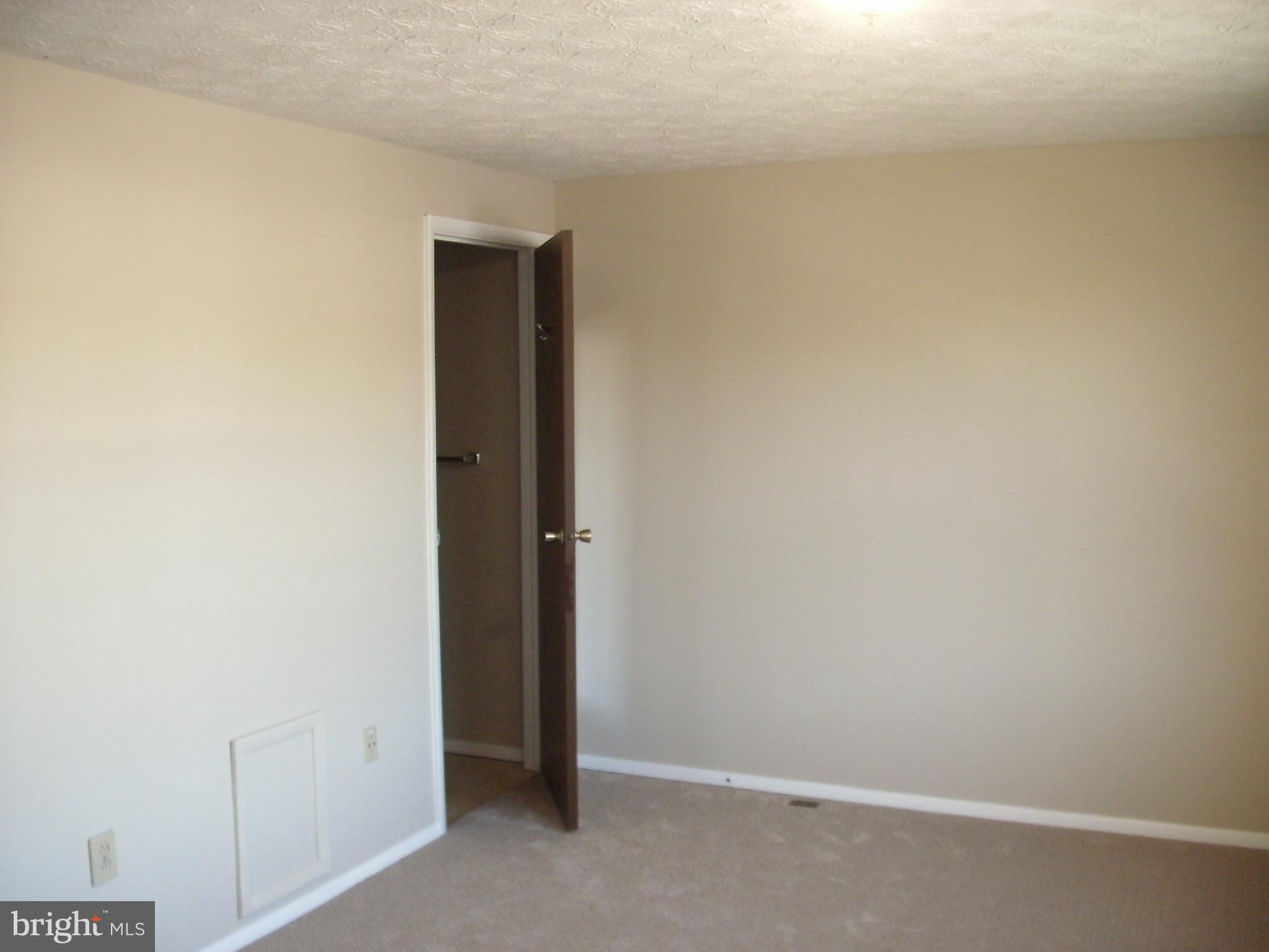 1411 Farmcrest Way Silver Spring, MD 20905 - Photo 10 of 28 Bedroom (Master)