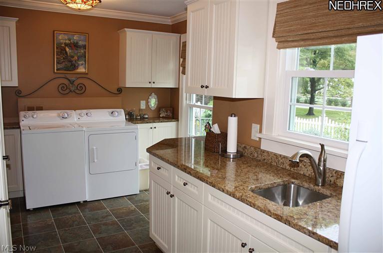 7627 Chagrin Road Chagrin Falls, OH 44023 - Photo 15 of 24 Gallery Image 15