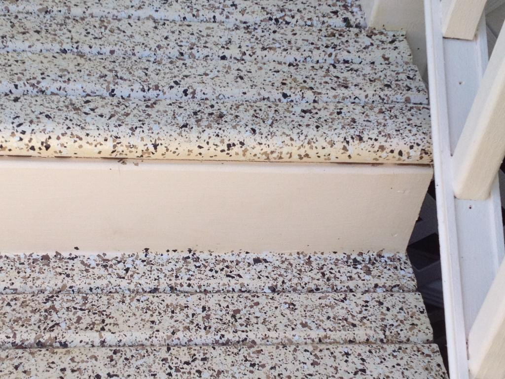 129 Wampler Road Bristol, TN 37620 - Photo 19 of 24 Flaked Painted Steps