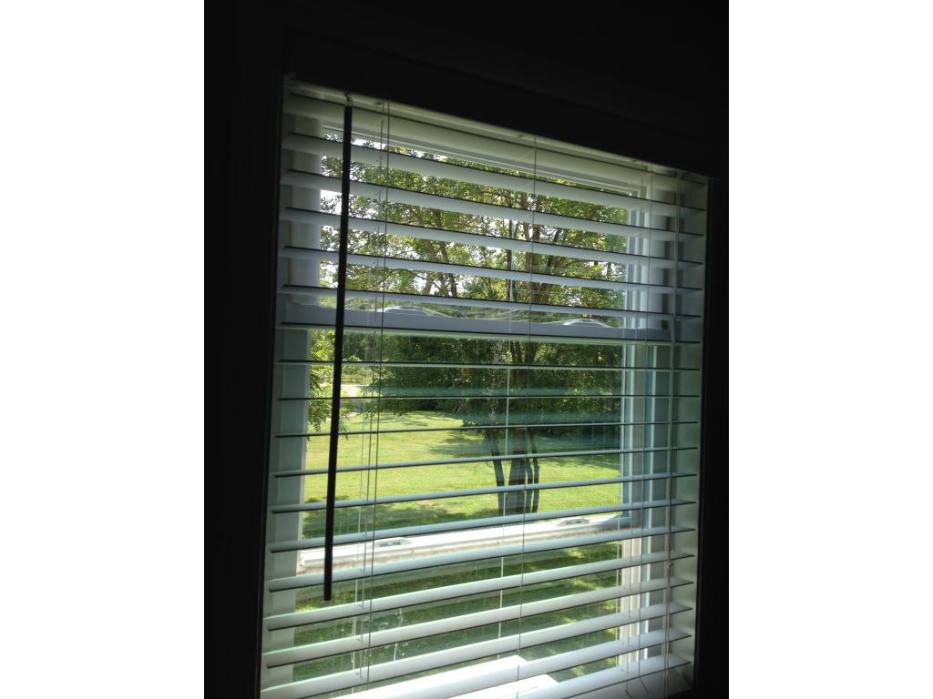 129 Wampler Road Bristol, TN 37620 - Photo 20 of 24 2 Blinds