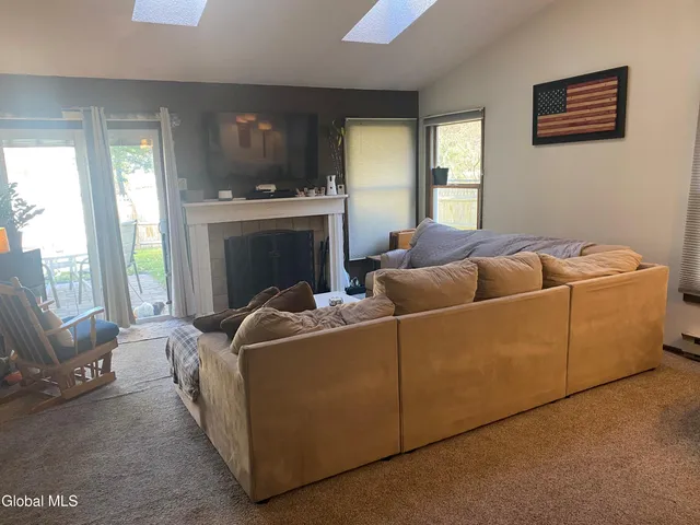 $299,900 | 92 Stoney Creek Drive, Clifton Park, NY 12065