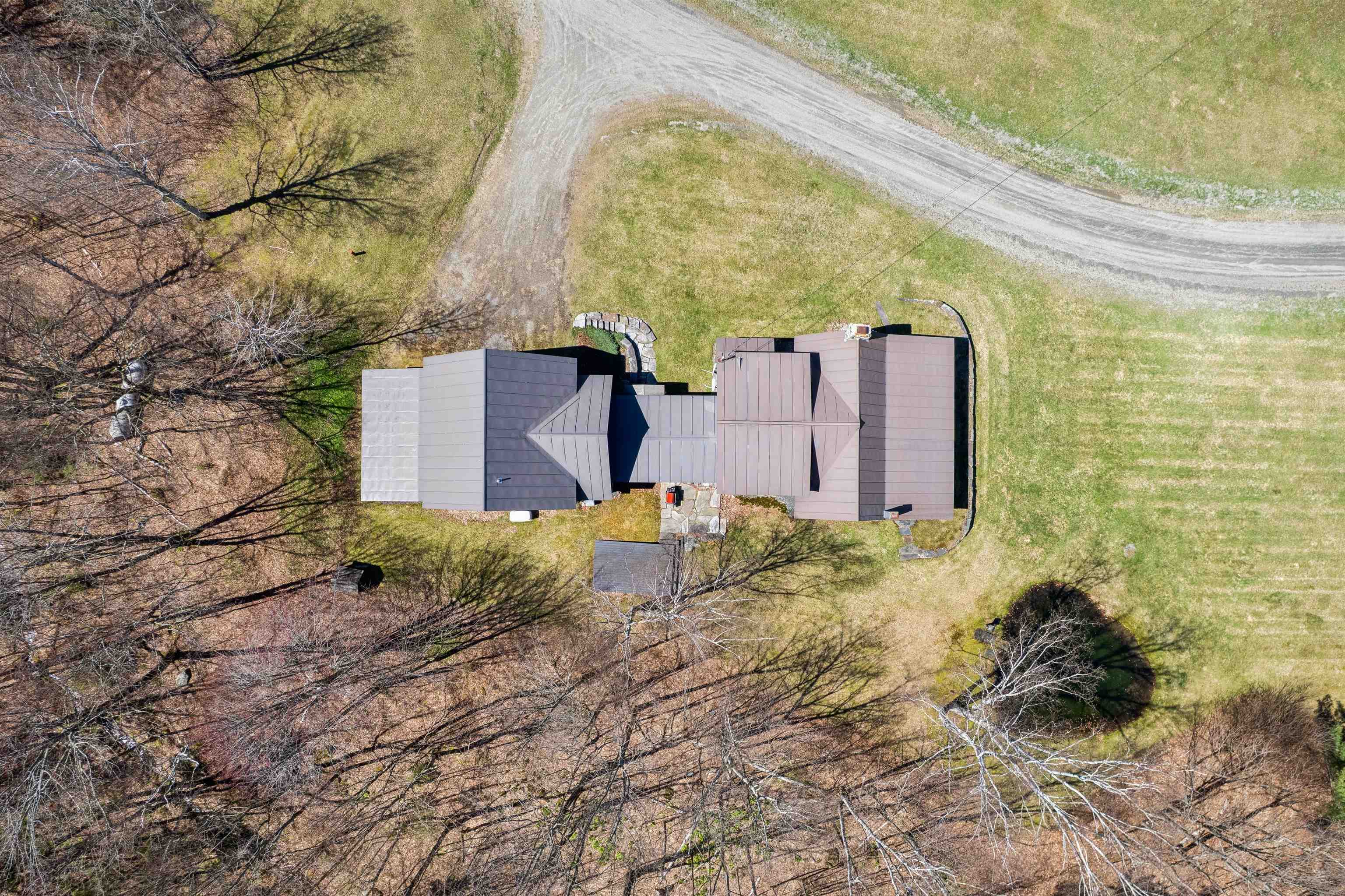 2475 Little Hollow Road Rochester, VT 05767 - Photo 4 of 39 Gallery Image 4