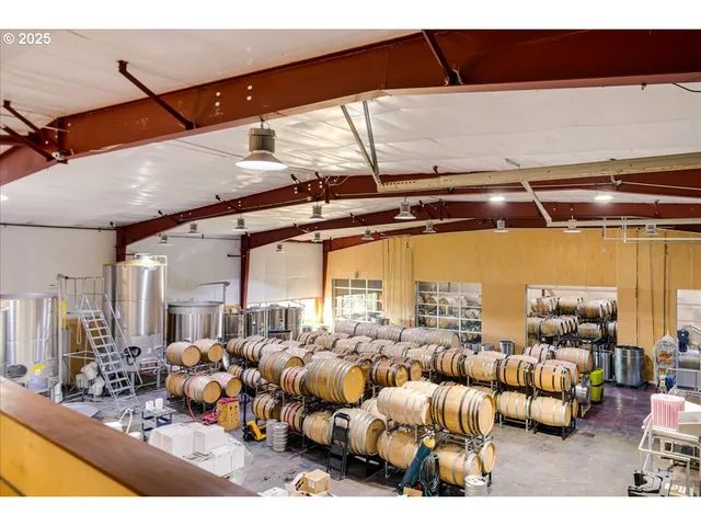 $2,850,000 | 32230 Northeast Old Parrett Mountain Road, Newberg, OR 97132