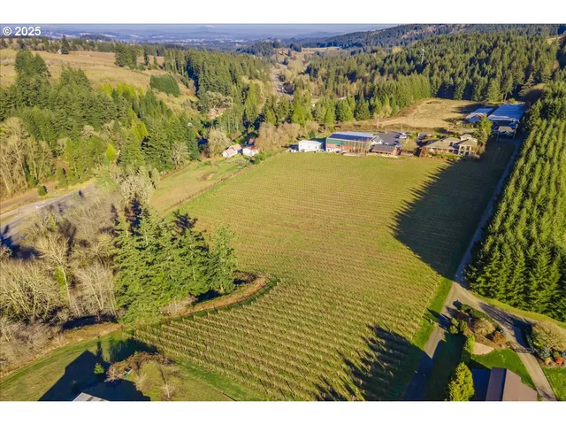 $2,850,000 | 32230 Northeast Old Parrett Mountain Road, Newberg, OR 97132