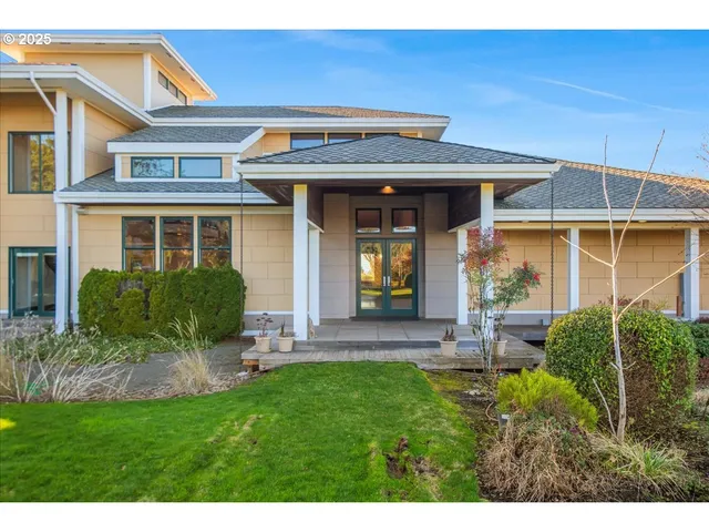 $2,850,000 | 32230 Northeast Old Parrett Mountain Road, Newberg, OR 97132