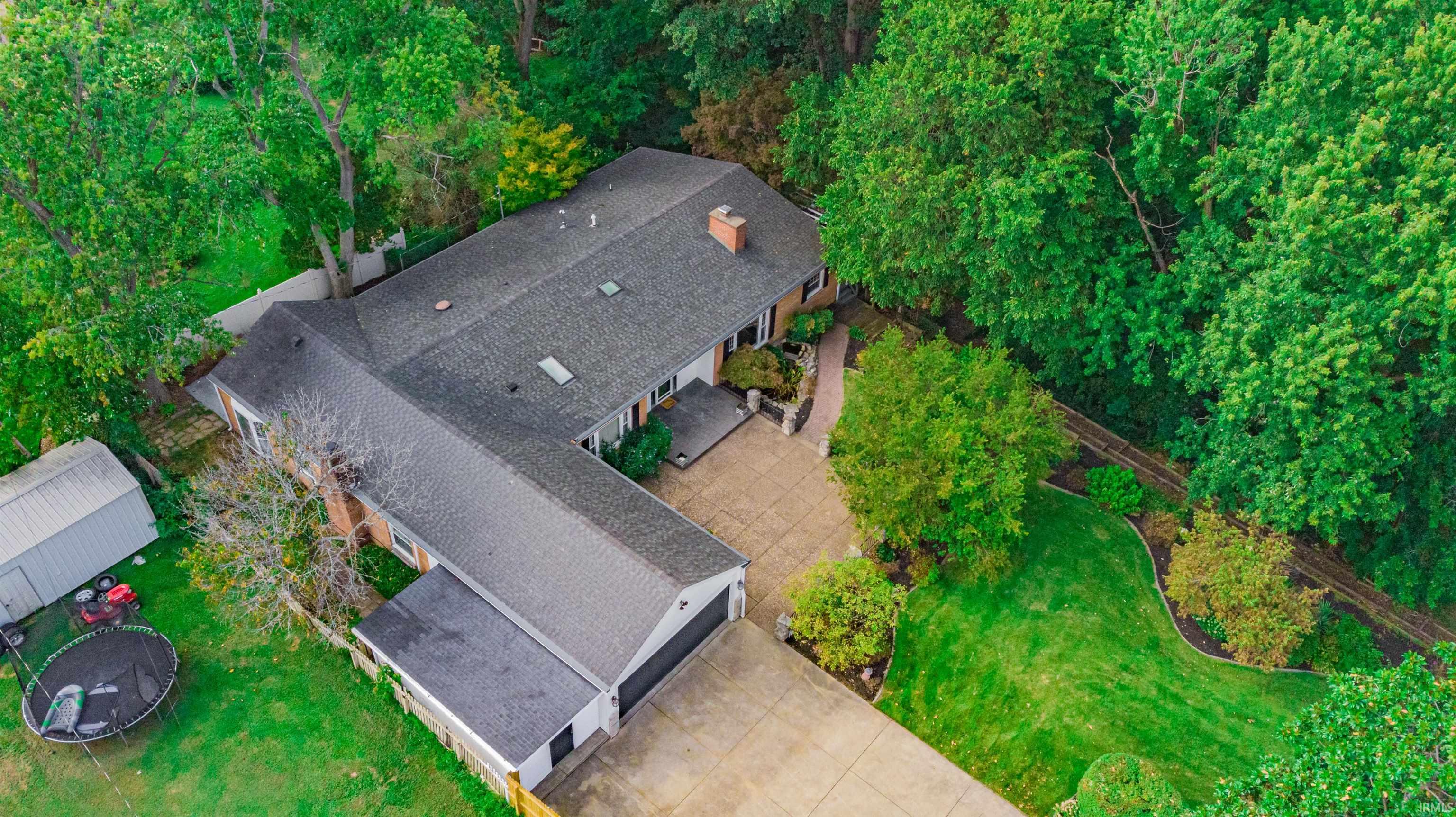 3920 Stringtown Road Evansville, IN 47710 - Photo 3 of 35 Gallery Image 3