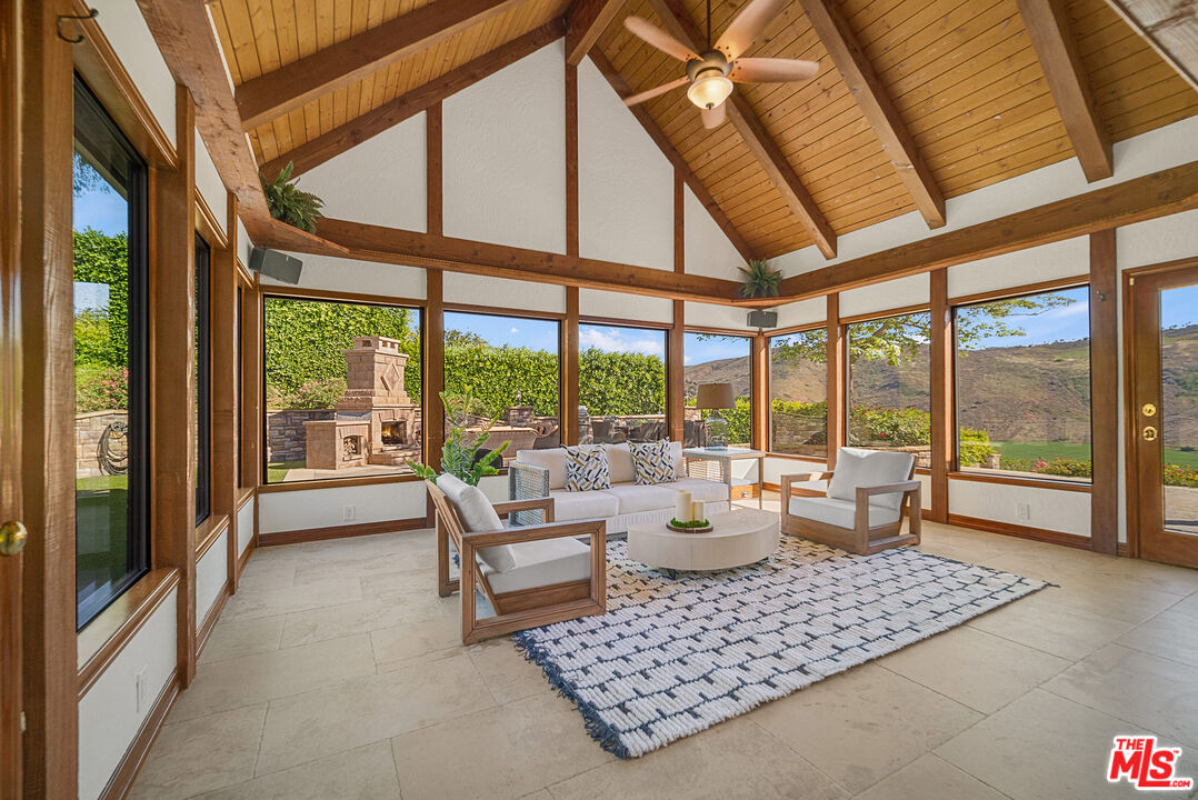 11875 Pradera Road Santa Rosa Valley, CA 93012 - Photo 12 of 35