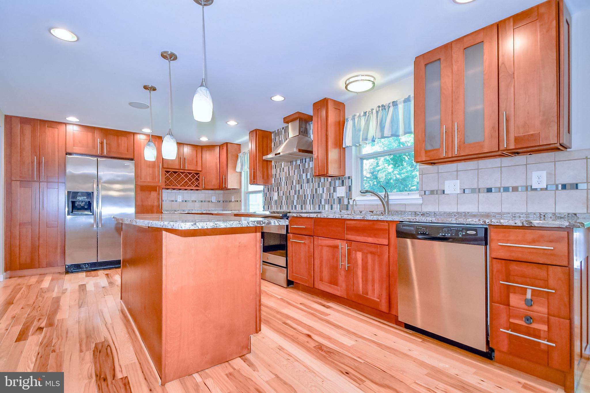 72 Yew Road Baltimore, MD 21221 - Photo 11 of 49