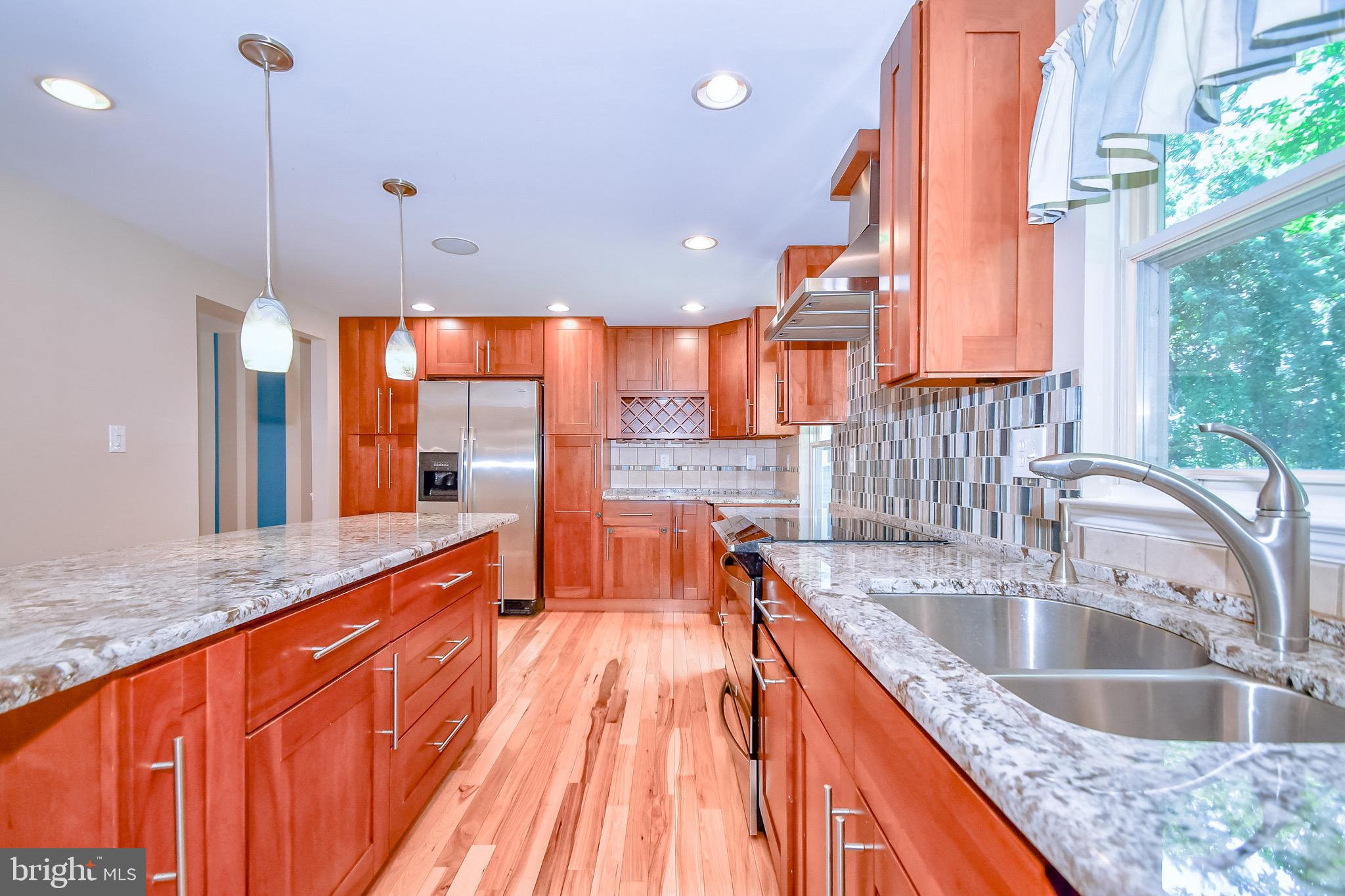 72 Yew Road Baltimore, MD 21221 - Photo 12 of 49