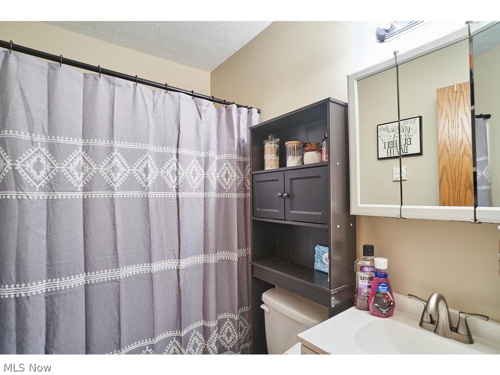 3315-3319 Mayfair Road Akron, OH 44312 - Photo 20 of 35 Gallery Image 20
