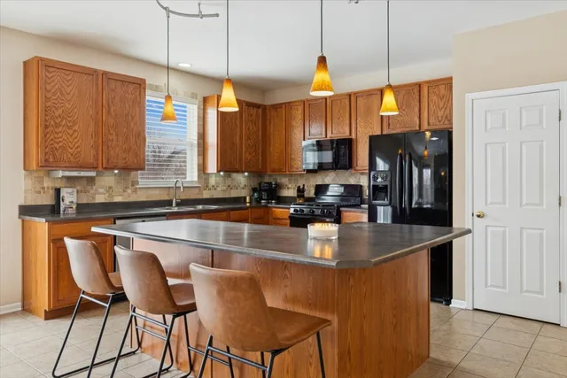 $500,000 | 2358 Ferdinand Lane, Montgomery, IL 60538