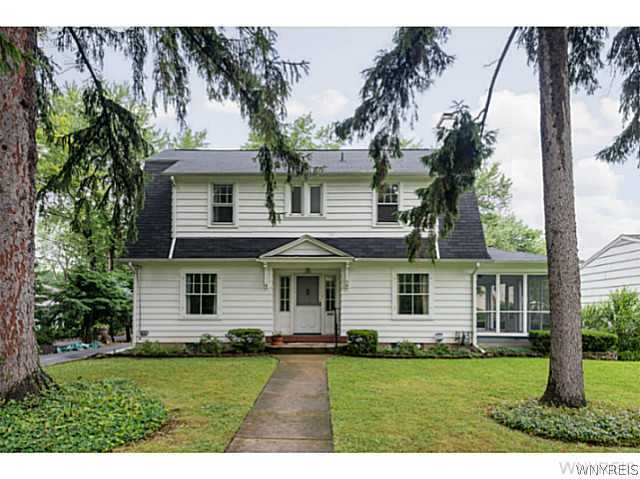 183 Garrison Road Amherst, NY 14221 - Photo 1 of 1 Exterior Front