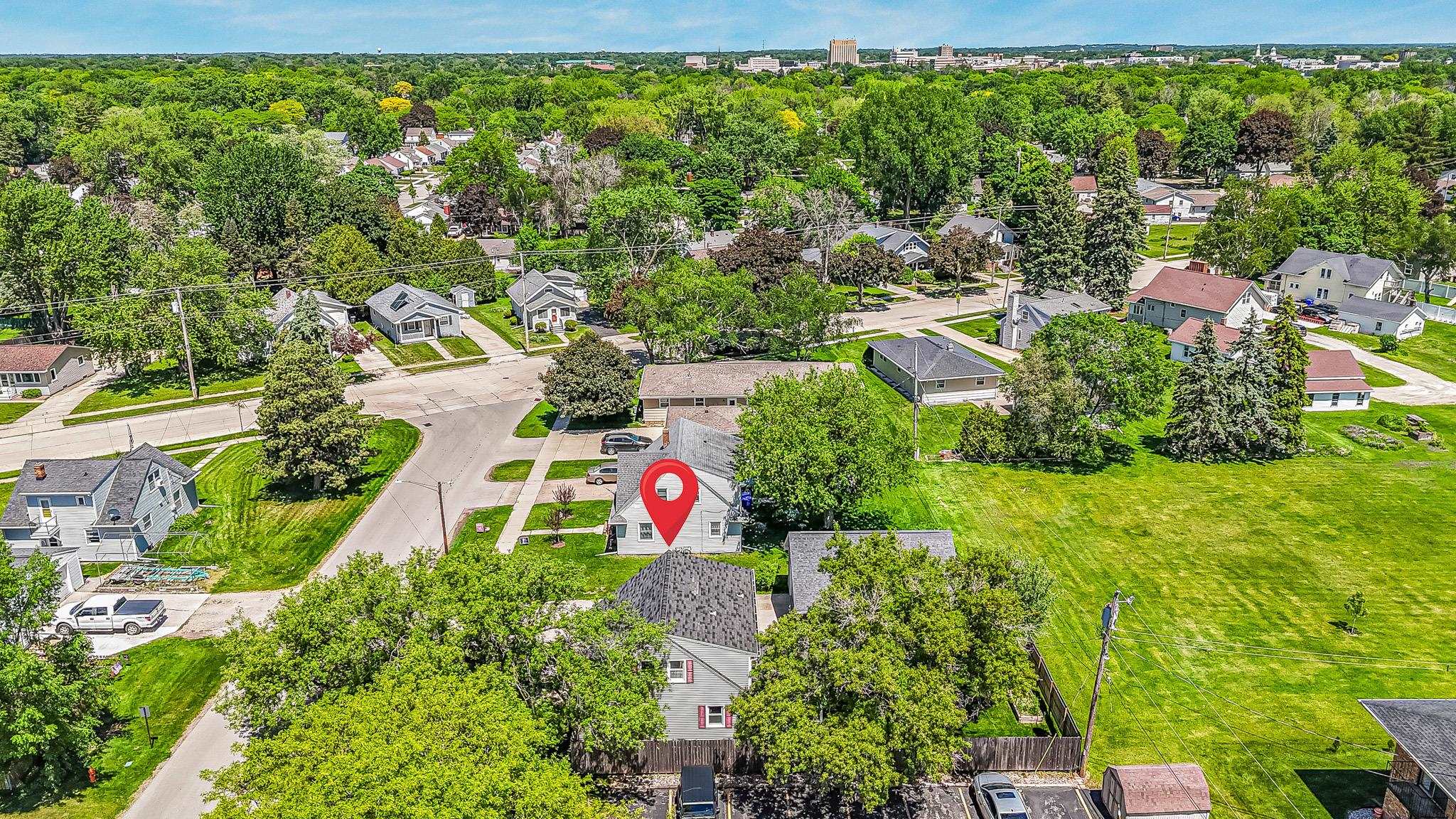 1932 Maplecrest Drive Appleton, WI 54915 - Photo 39 of 43