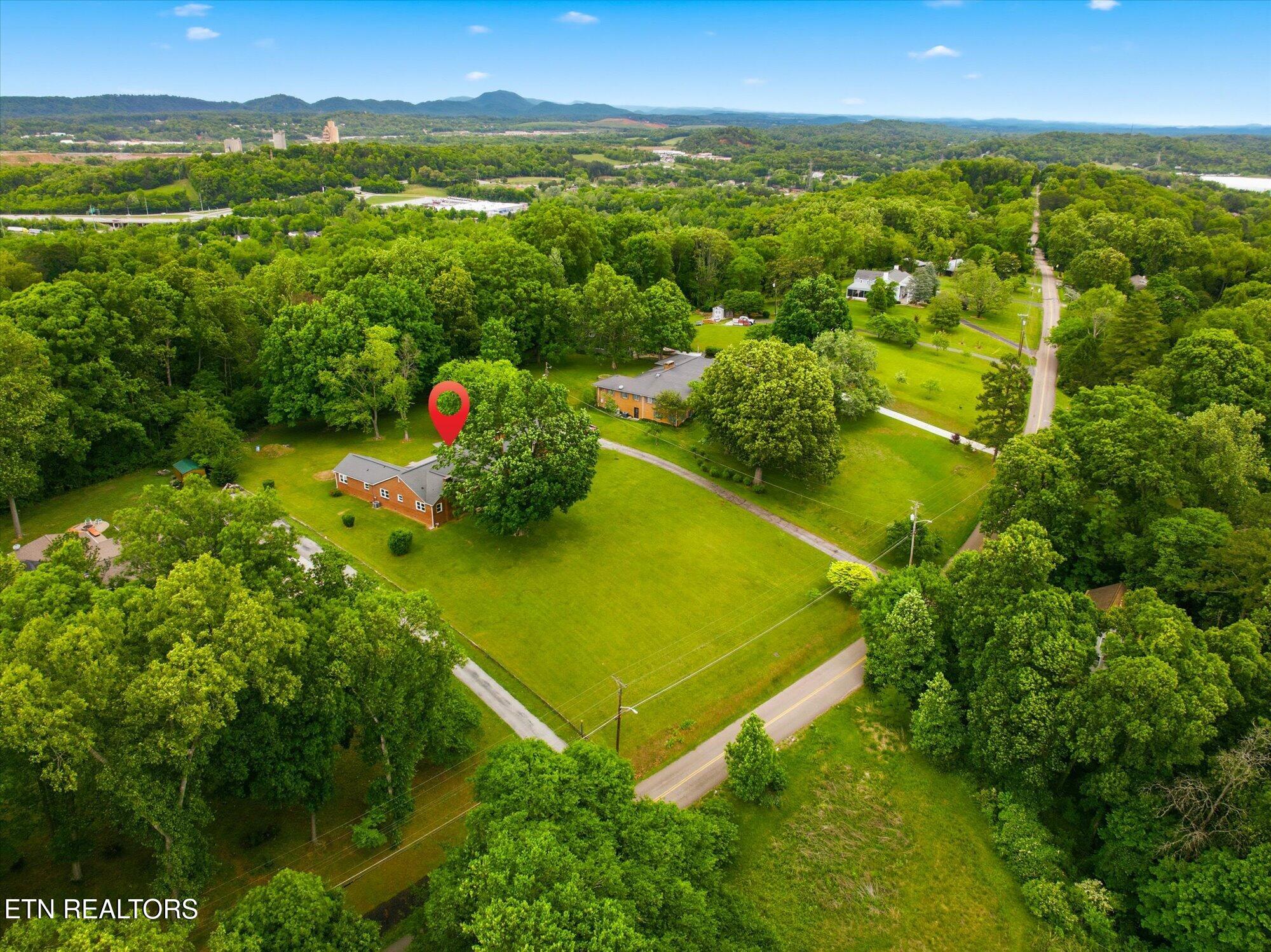 5215 East Sunset Road Knoxville, TN 37914 - Photo 3 of 57 View across the street