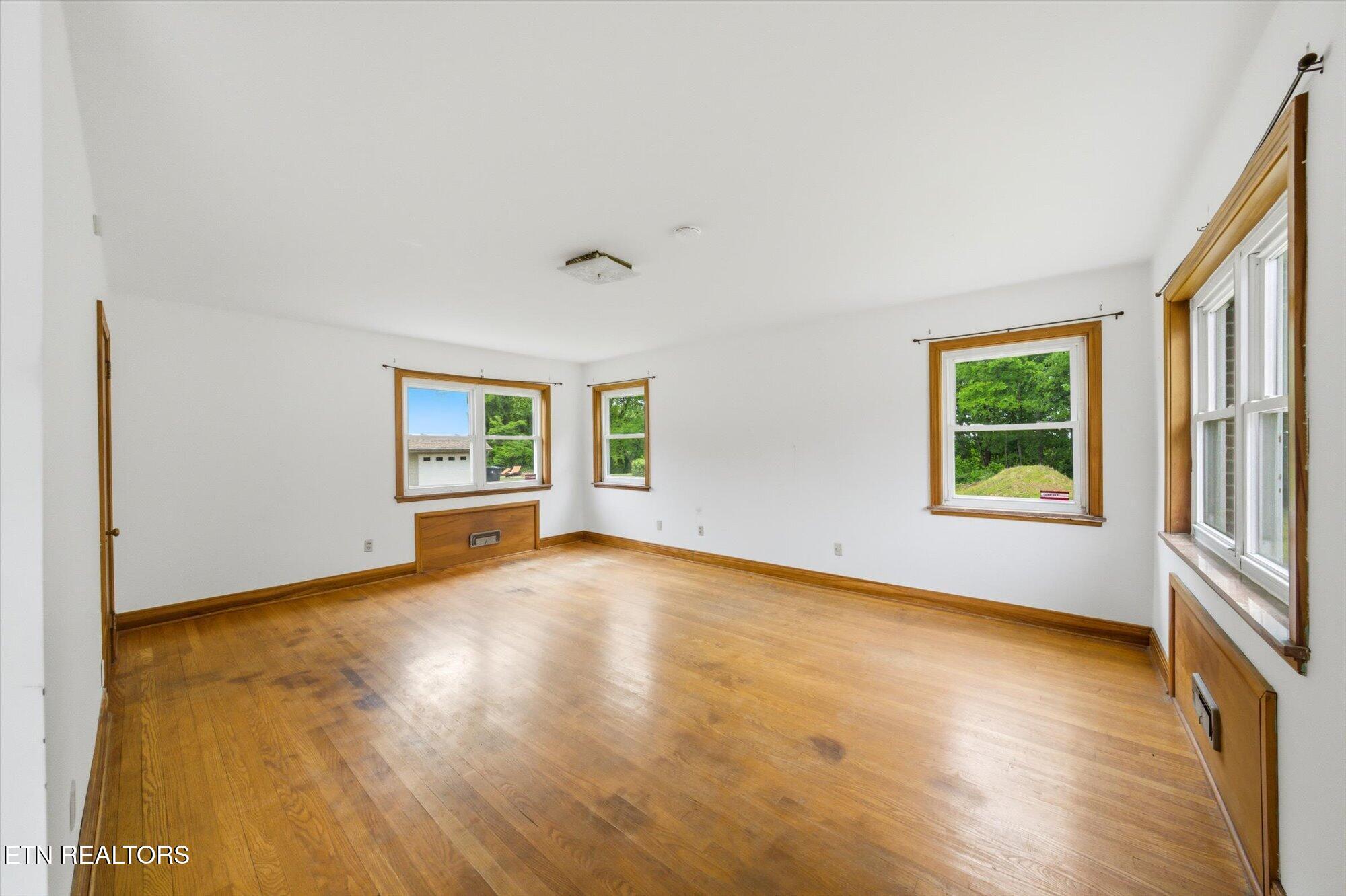 5215 East Sunset Road Knoxville, TN 37914 - Photo 46 of 57 Bedroom #3