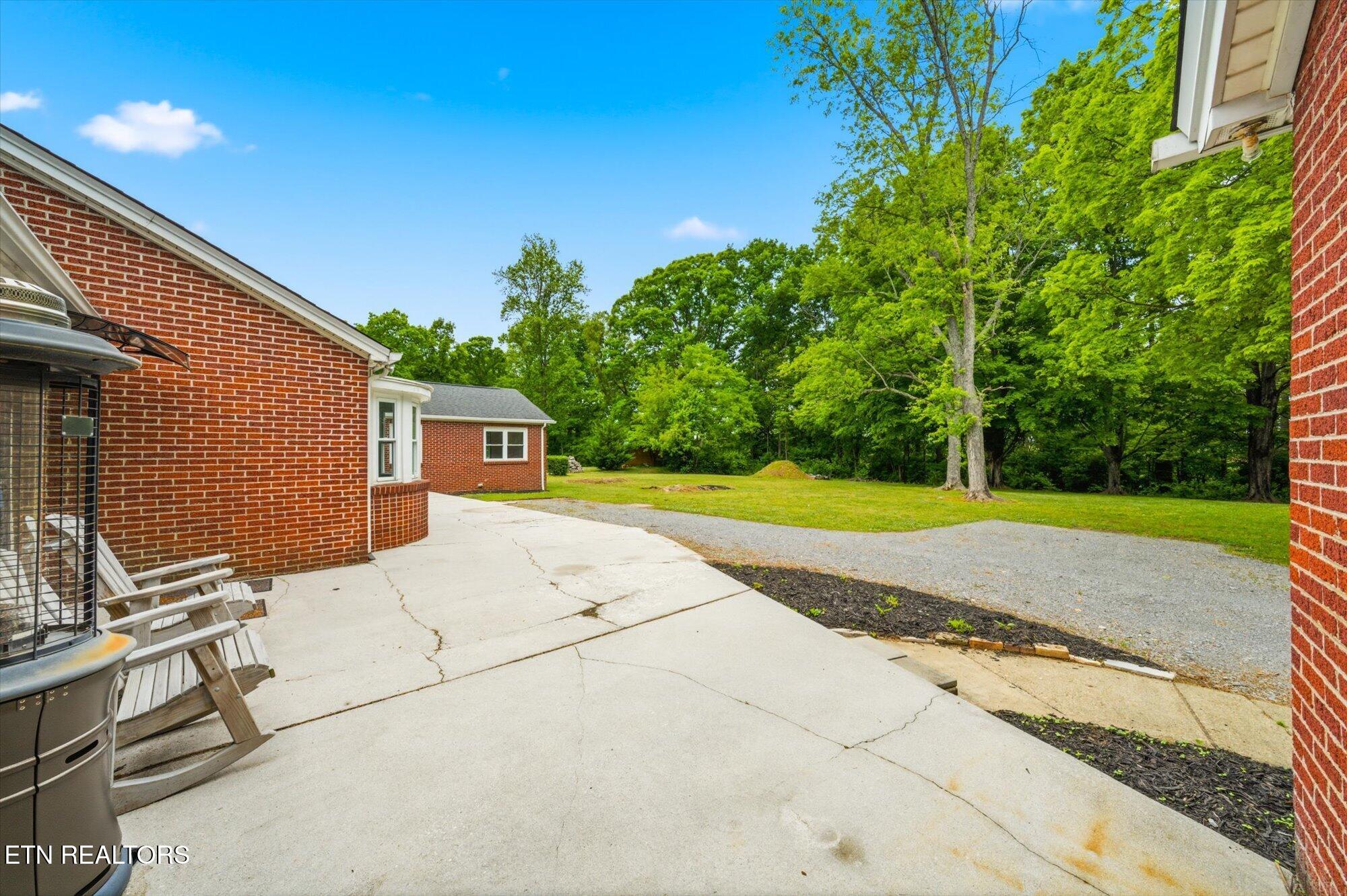 5215 East Sunset Road Knoxville, TN 37914 - Photo 54 of 57 Rear Patio