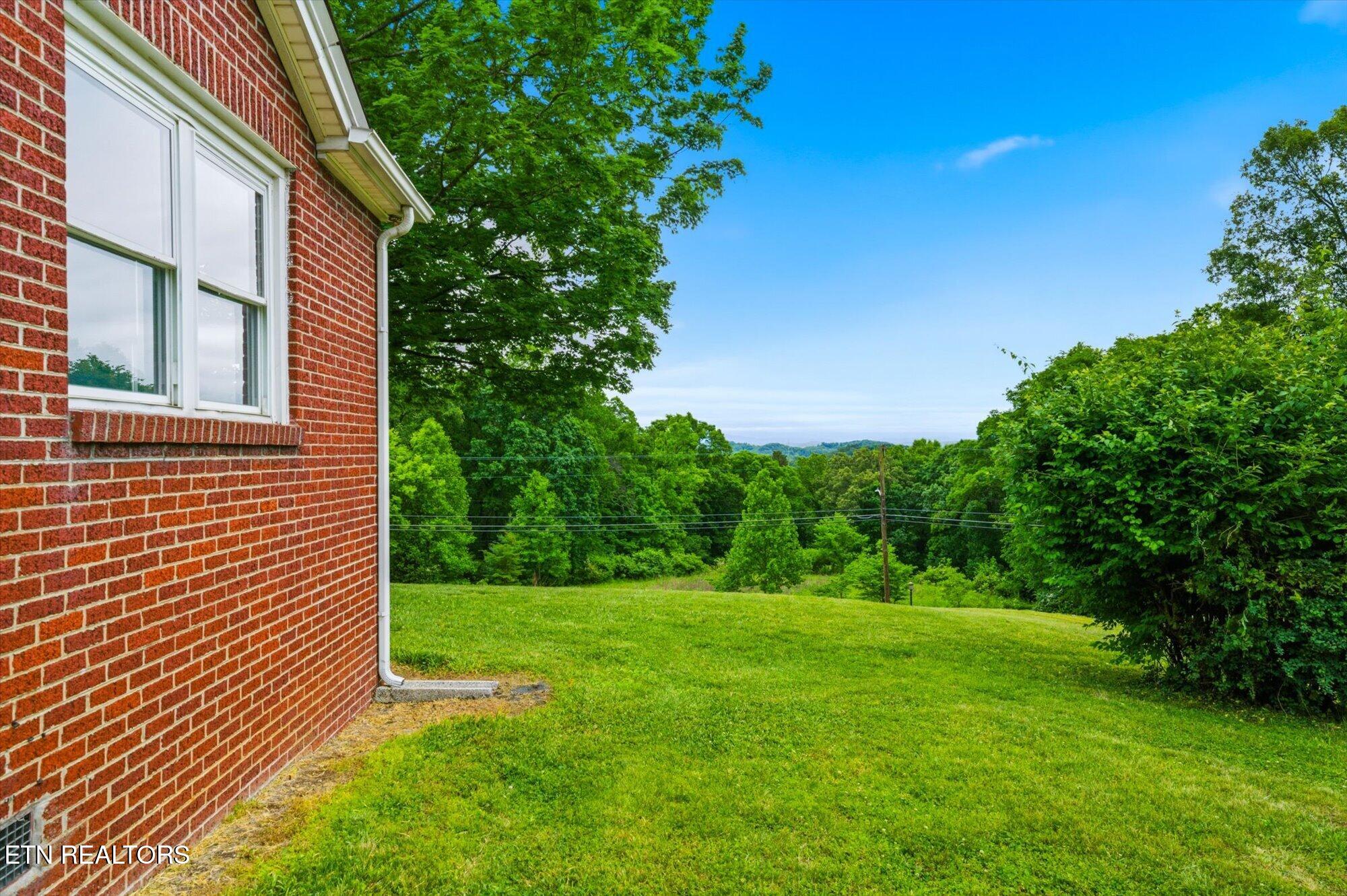5215 East Sunset Road Knoxville, TN 37914 - Photo 55 of 57 55-5125-E-Sunset-Rd-Knoxville-TN-55