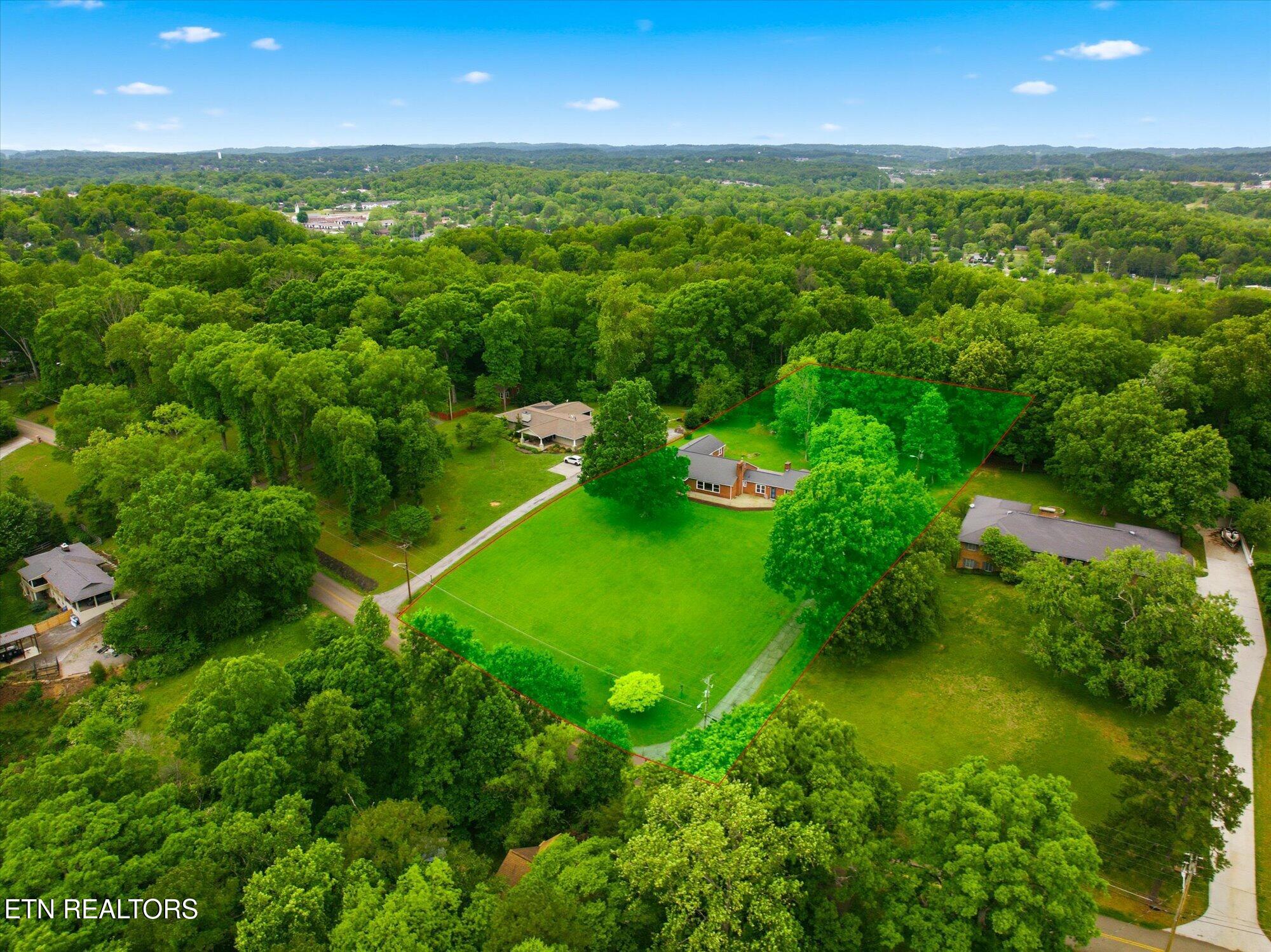 5215 East Sunset Road Knoxville, TN 37914 - Photo 56 of 57 56-5125-E-Sunset-Rd-Knoxville-TN-56