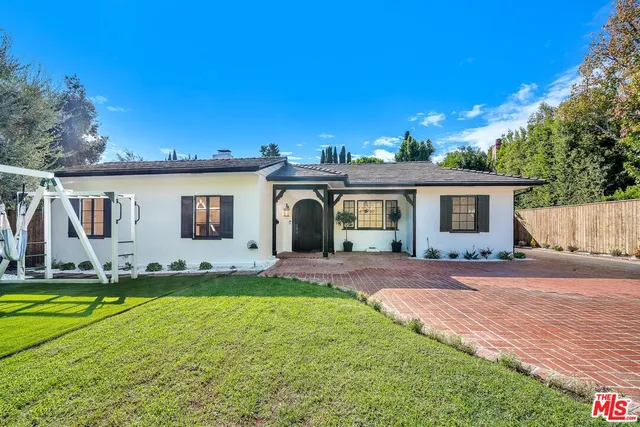 $16,500 | 629 North Rexford Drive, Beverly Hills, CA 90210