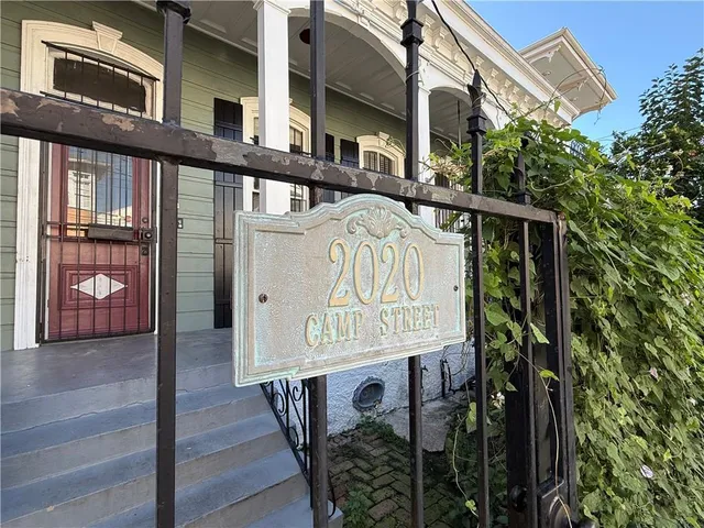 $1,350 | 2020 Camp Street, Unit REAR, New Orleans, LA 70130