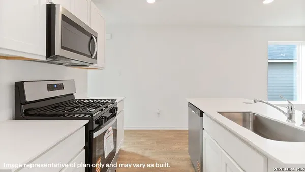 $281,060 | 16063 Mahogany Way, Elmendorf, TX 78112