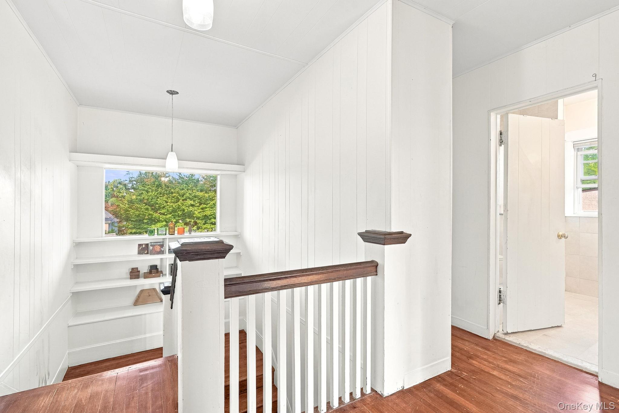 1239 Post Road Scarsdale, NY 10583 - Photo 16 of 42 Upstairs landing