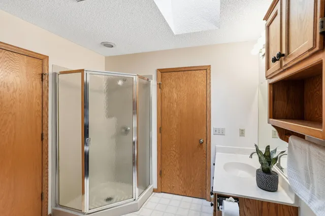 $350,000 | 342 74th Avenue North, Brooklyn Park, MN 55444