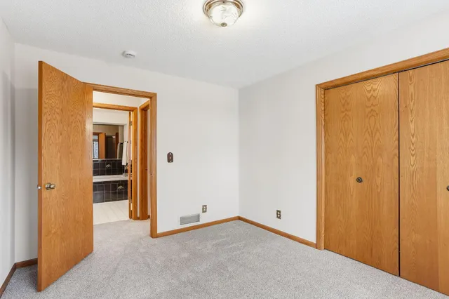 $350,000 | 342 74th Avenue North, Brooklyn Park, MN 55444