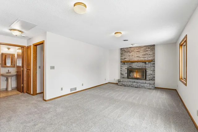 $350,000 | 342 74th Avenue North, Brooklyn Park, MN 55444